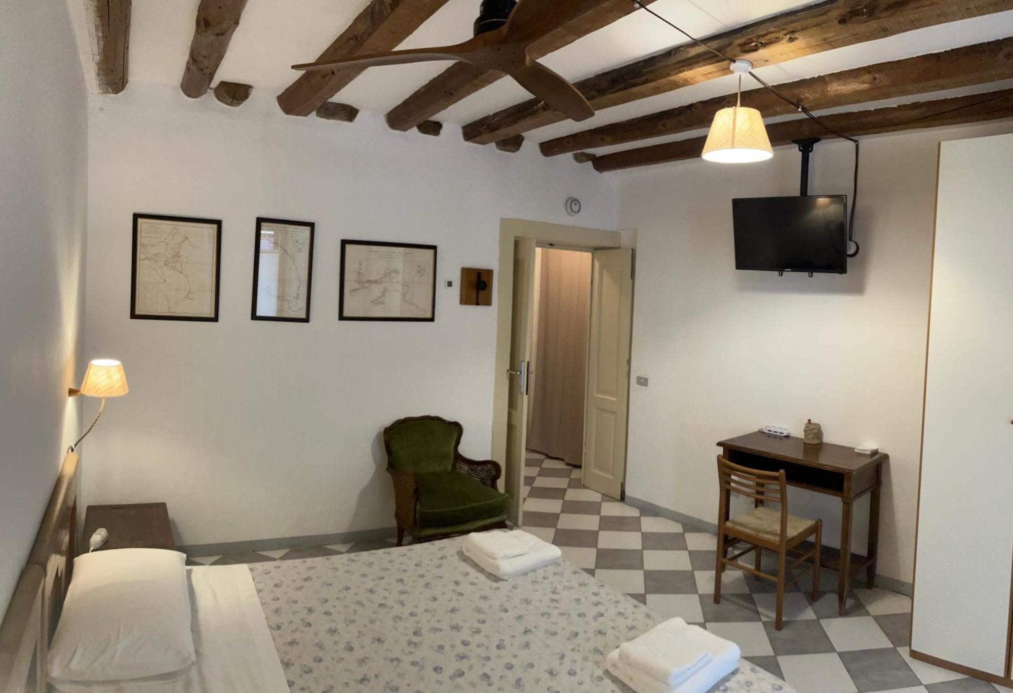 Antiche Stalle I Bergamo Exteriör bild
